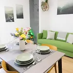 Il Nido Parcheggio Privato Cortile Διαμέρισμα *