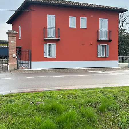 Il Nido Parcheggio Privato Cortile * Piacenza