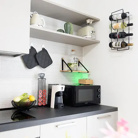 Il Nido Parcheggio Privato Cortile *