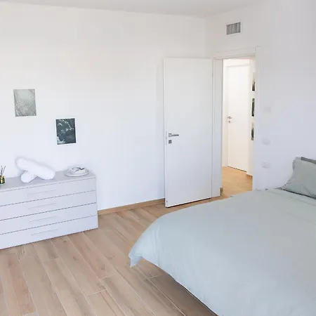 Il Nido Parcheggio Privato Cortile *